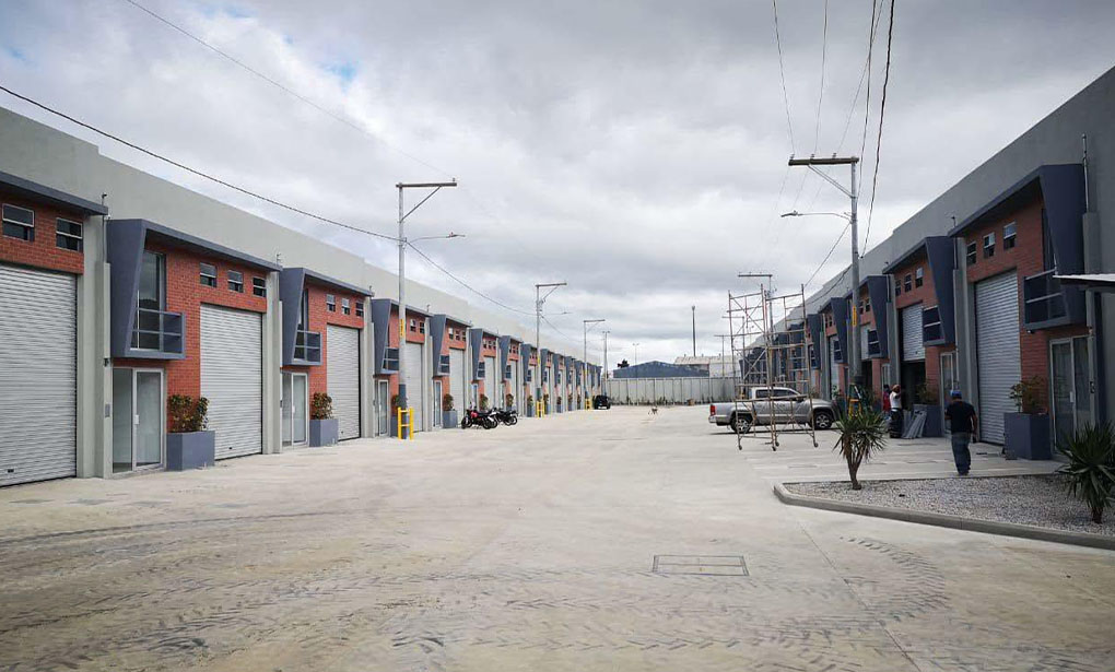 Bodegas en preventa Parque Industrial las Tunas 3, Zona 4 Mixco