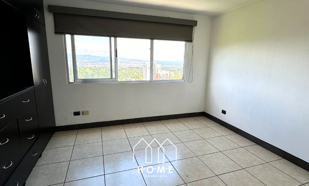 APARTAMENTO EN BOSQUES DE EUSKADI, ZONA 16