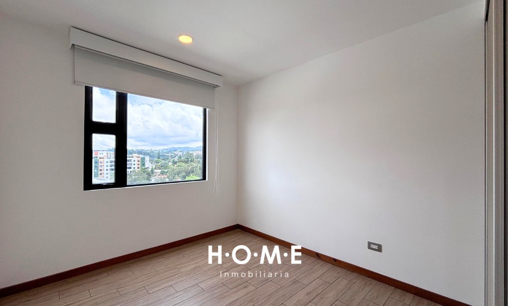 APARTAMENTO EN EDIFICIO ELEVA, ZONA 15
