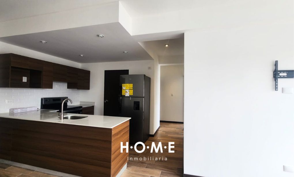 APARTAMENTO EN TORRE PAMPLONA, ZONA 13