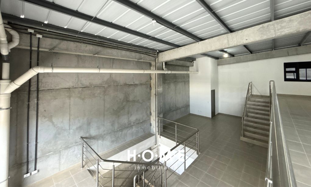 OFIBODEGA EN BOUNGANVILIAS, ZONA 18