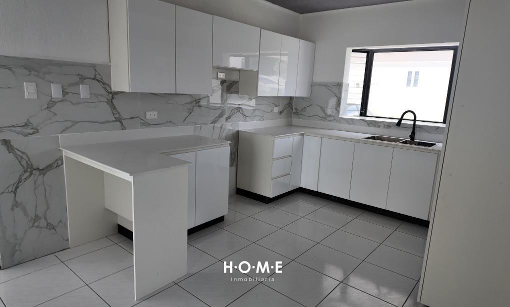 CASA EN VENTA, CONDOMINIO LA ENSENADA, MUXBAL, CAES