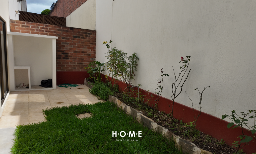 CASA EN RENTA, CONDOMINIO JARDINES DE MIRABEL, ZONA 16