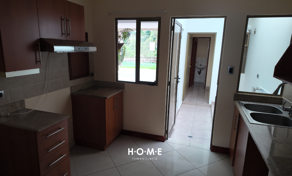 CASA EN RENTA, CONDOMINIO JARDINES DE MIRABEL, ZONA 16