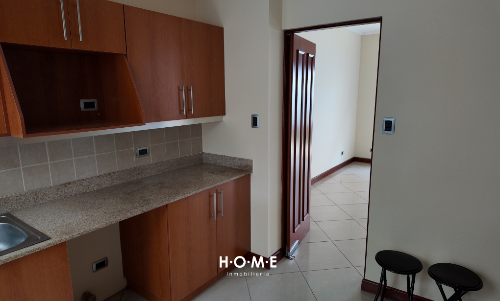 CASA EN RENTA, CONDOMINIO JARDINES DE MIRABEL, ZONA 16