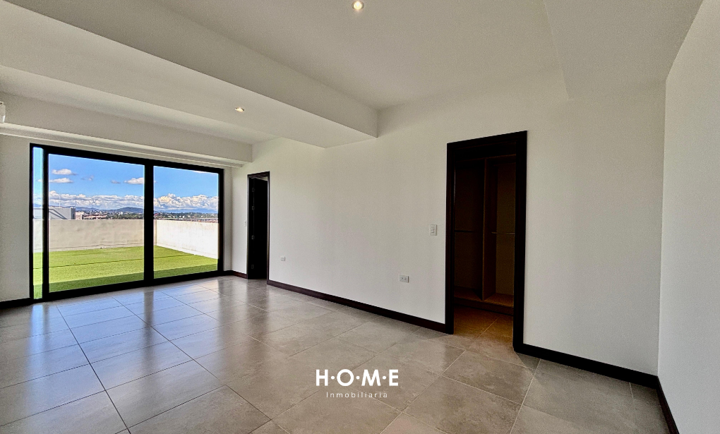 PENTHOUSE A LA VENTA, ZONA 13, ELEMENTO SUR