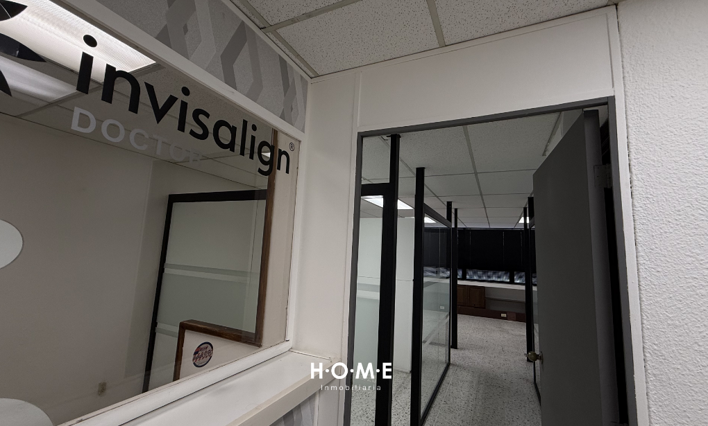 Oficina en Venta Centro Empresarial zona 10