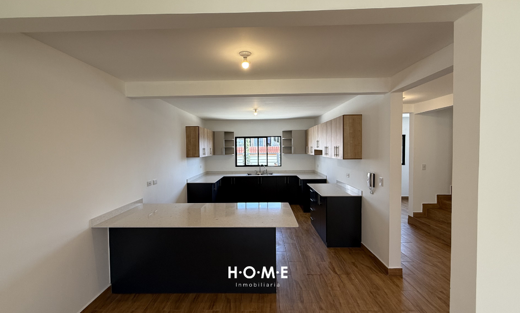 Casas en renta Balcones de San Cristobal zona 8 Mixco